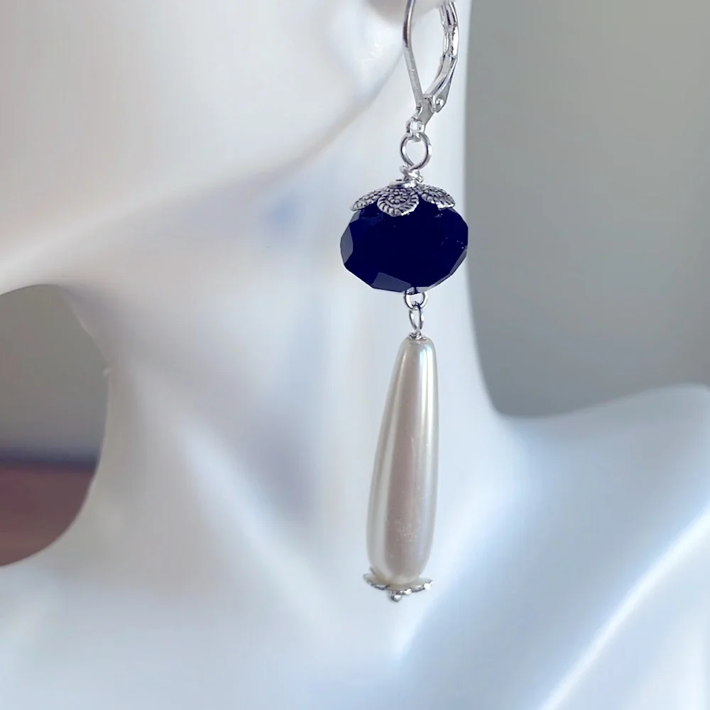 HAND CRAFTED DRAMATIC PEARL DROP EARRINGS White Oblong Glass Pearls Black Facets